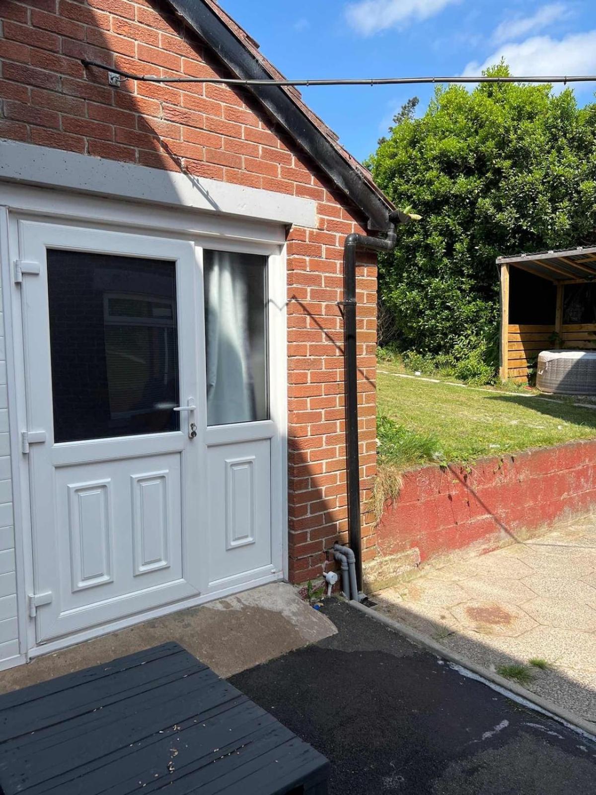 Macs Belfast Single Bedroom Eksteriør bilde